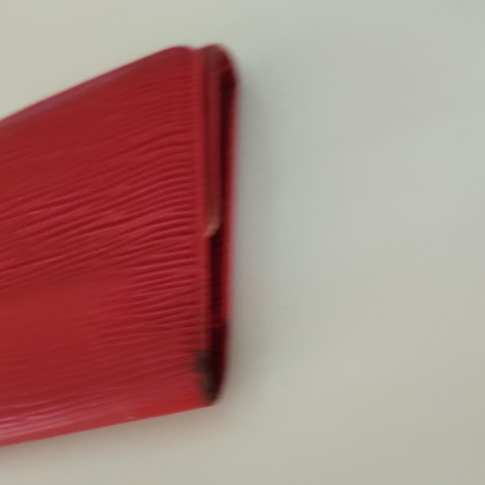 LV Long Wallet. Beautiful Red Louis Vuitton Wallet - Picture 11 of 16